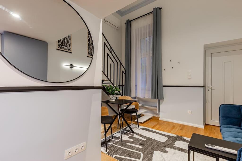 Nescaflat 3In1 Third Apartment Budapest Exterior photo